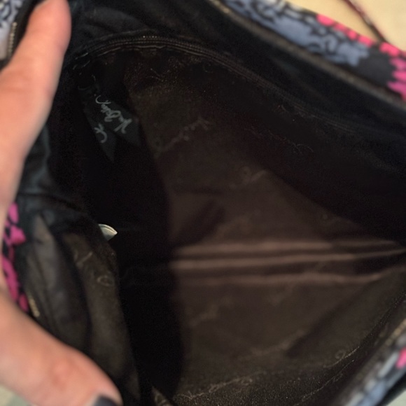 Large Vera Bradley Crossbody - Picture 8 of 8